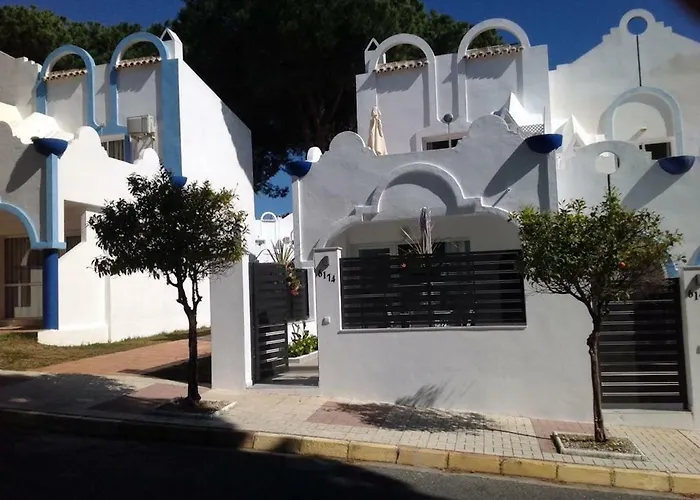 Casa Soleada - Fabulous Private Holiday Villa, Sunny Corner by Pools, 3 Terraces