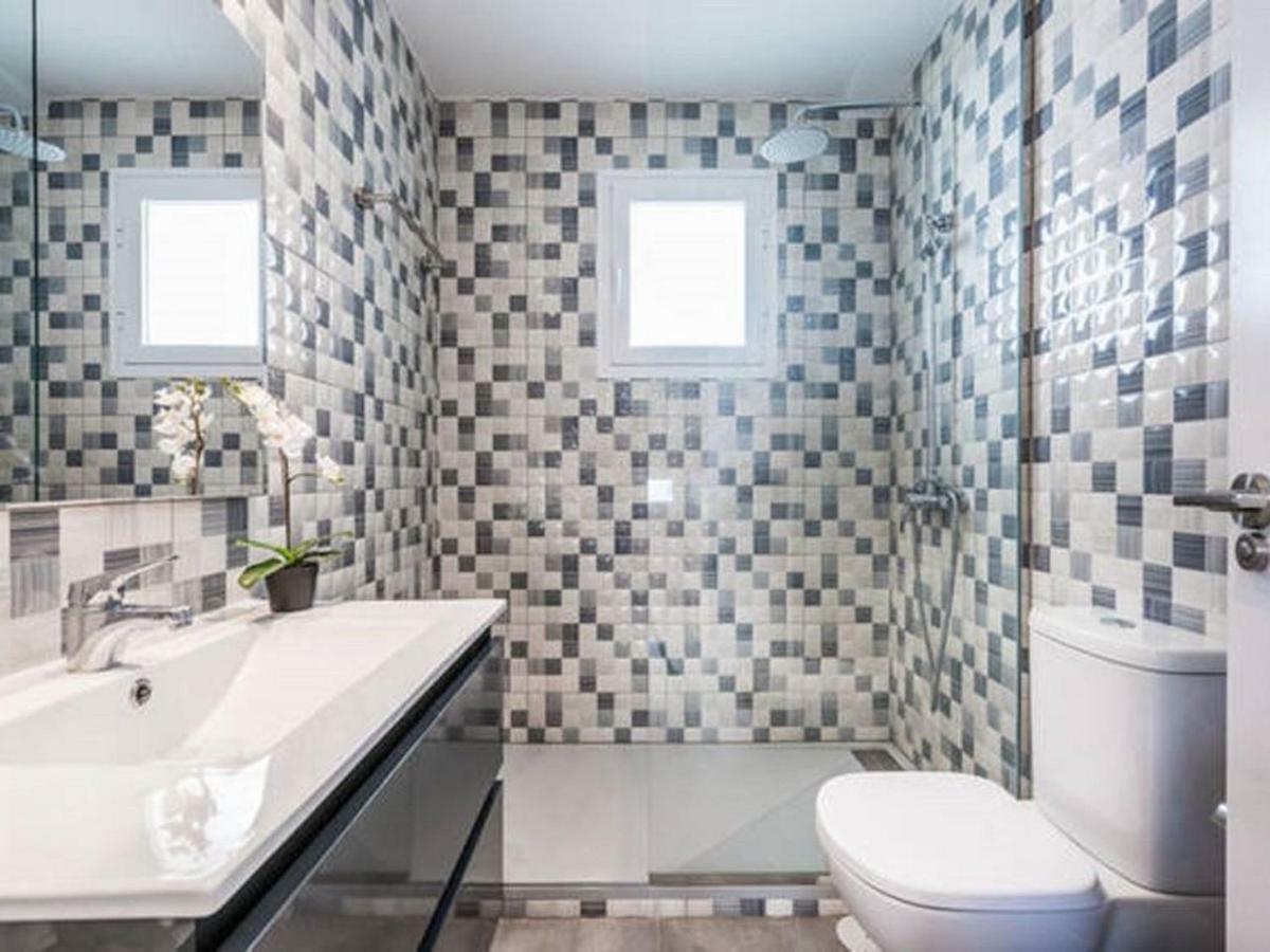 Casa Soleada - Fabulous Private Villa, Sunny Corner By Pools, 3 Terraces